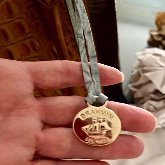 🦄 EUC (only carried twice!)Brahmin Joan Tote Toasted Almond Garrone N45 1154 - Picture 6 of 14